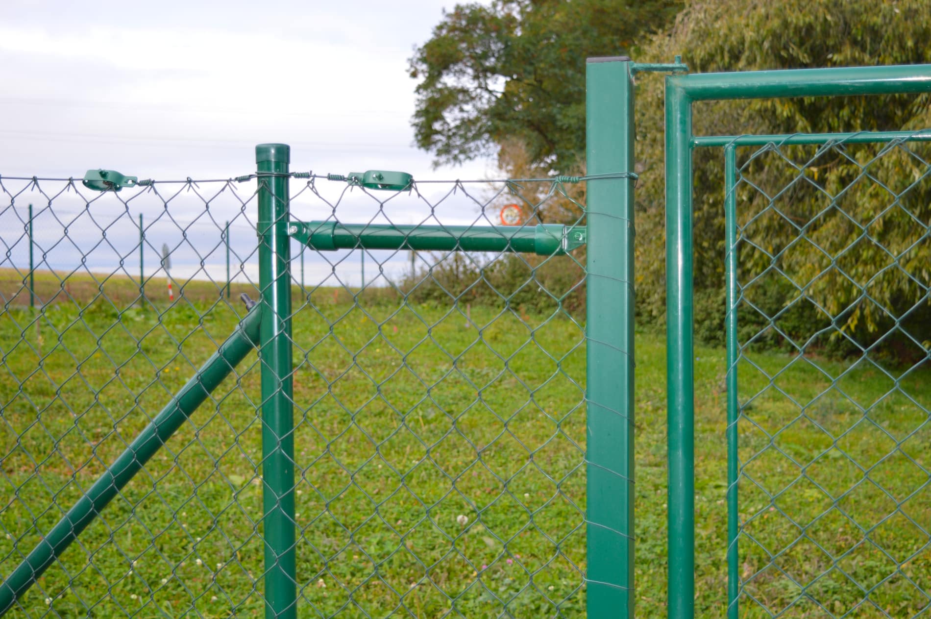 rozpěra pletivo poplastované zelené bez napínacího drátu